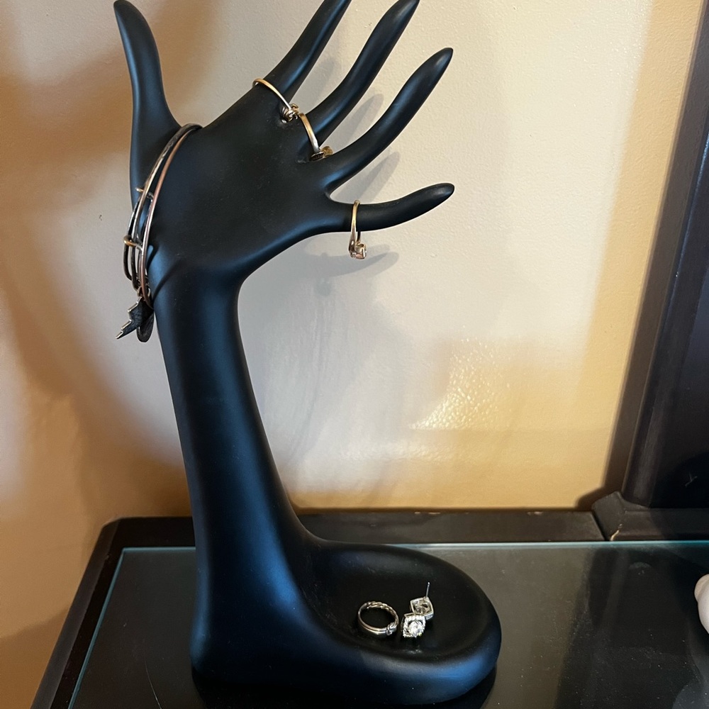 Jewelry organizer